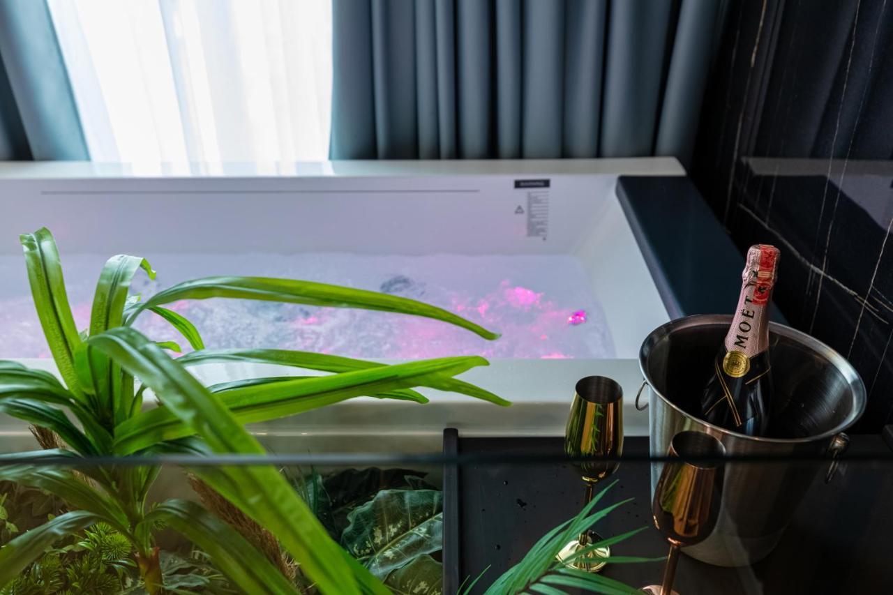 Ames Hotel & Spa Avlonya Dış mekan fotoğraf